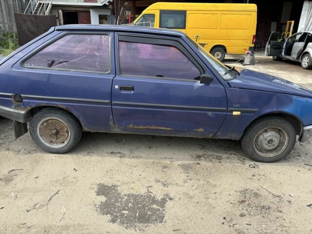 Синий ЗАЗ 1102 Таврия, объемом двигателя 1.2 л и пробегом 250 тыс. км за 500 $, фото 1 на Automoto.ua