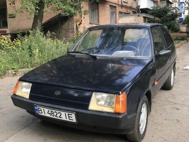 Синій ЗАЗ 1102 Таврія, об'ємом двигуна 1.2 л та пробігом 250 тис. км за 581 $, фото 1 на Automoto.ua