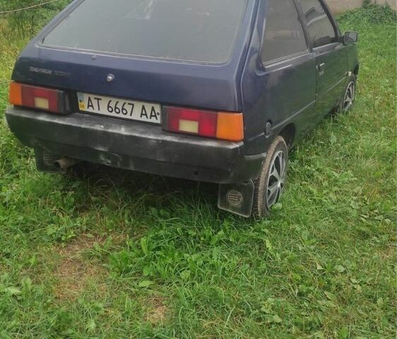 ЗАЗ 1102 Таврия 2004 в Надворной на Automoto.ua Синий ЗАЗ 1102 Таврия, объемом двигателя 10 л и пробегом 56 тыс. км за 719 $, фото 1 на Automoto.ua