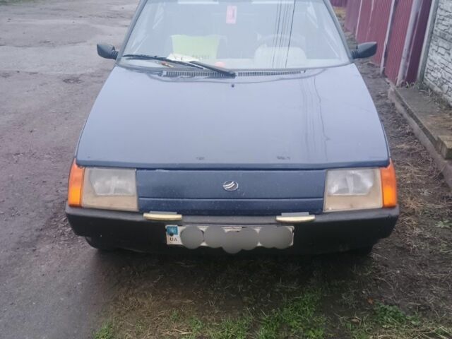 Синий ЗАЗ 1102 Таврия, объемом двигателя 1.1 л и пробегом 100 тыс. км за 616 $, фото 1 на Automoto.ua