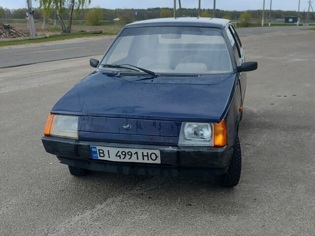 Синий ЗАЗ 1102 Таврия, объемом двигателя 1.1 л и пробегом 300 тыс. км за 377 $, фото 1 на Automoto.ua