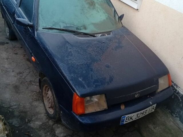 Синий ЗАЗ 1102 Таврия, объемом двигателя 1.2 л и пробегом 80 тыс. км за 750 $, фото 1 на Automoto.ua