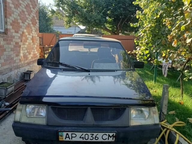 Синий ЗАЗ 1102 Таврия, объемом двигателя 1.1 л и пробегом 270 тыс. км за 1200 $, фото 1 на Automoto.ua