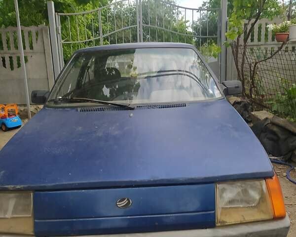 Синий ЗАЗ 1102 Таврия, объемом двигателя 1.2 л и пробегом 500 тыс. км за 1100 $, фото 1 на Automoto.ua