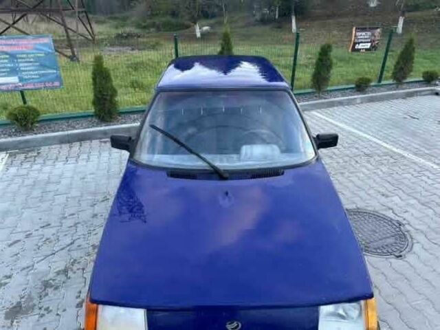 ЗАЗ 1102 Таврия 2004 в Старом Самборе на Automoto.ua Синий ЗАЗ 1102 Таврия, объемом двигателя 1.3 л и пробегом 200 тыс. км за 599 $, фото 1 на Automoto.ua