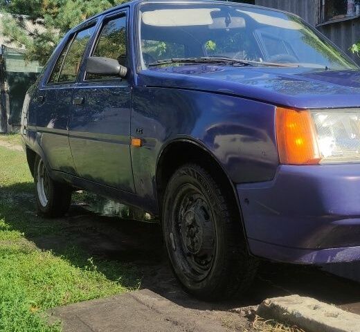 Синий ЗАЗ 1102 Таврия, объемом двигателя 0 л и пробегом 111 тыс. км за 546 $, фото 1 на Automoto.ua