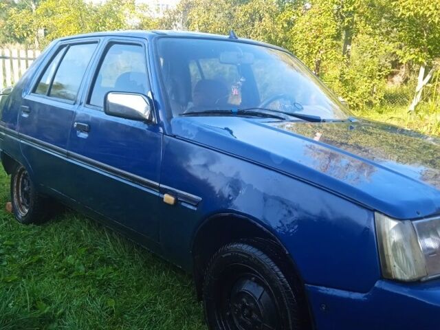 Синий ЗАЗ 1102 Таврия, объемом двигателя 1.2 л и пробегом 230 тыс. км за 429 $, фото 1 на Automoto.ua