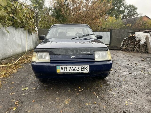 Синий ЗАЗ 1102 Таврия, объемом двигателя 1.2 л и пробегом 27 тыс. км за 900 $, фото 1 на Automoto.ua
