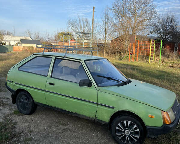 Зеленый ЗАЗ 1102 Таврия, объемом двигателя 1.1 л и пробегом 240 тыс. км за 700 $, фото 1 на Automoto.ua