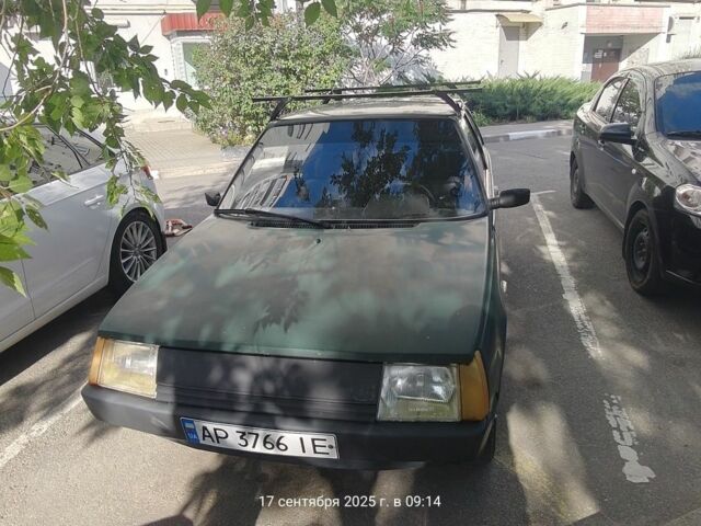 Зелений ЗАЗ 1102 Таврія, об'ємом двигуна 1.1 л та пробігом 20 тис. км за 437 $, фото 1 на Automoto.ua