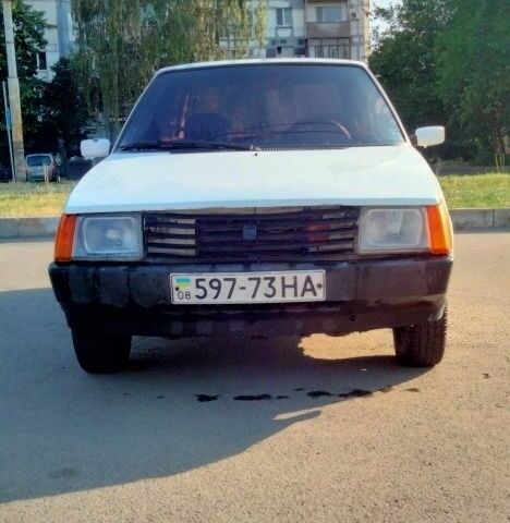 Зелений ЗАЗ 1102 Таврія, об'ємом двигуна 1.1 л та пробігом 200 тис. км за 289 $, фото 1 на Automoto.ua