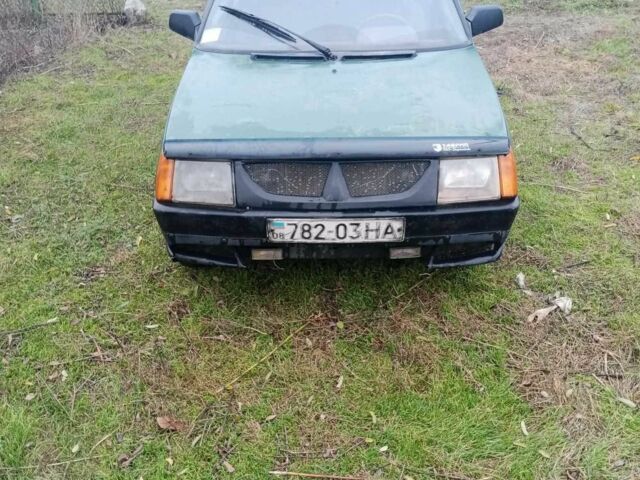 Зеленый ЗАЗ 1102 Таврия, объемом двигателя 0 л и пробегом 2 тыс. км за 544 $, фото 1 на Automoto.ua