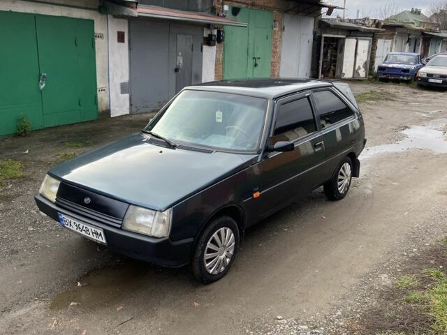 Зелений ЗАЗ 1102 Таврія, об'ємом двигуна 1.2 л та пробігом 152 тис. км за 1100 $, фото 1 на Automoto.ua