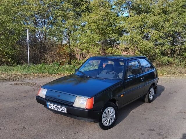 Зеленый ЗАЗ 1102 Таврия, объемом двигателя 1.2 л и пробегом 130 тыс. км за 850 $, фото 1 на Automoto.ua