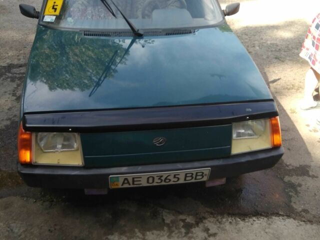 Зеленый ЗАЗ 1102 Таврия, объемом двигателя 1.2 л и пробегом 3 тыс. км за 2550 $, фото 1 на Automoto.ua