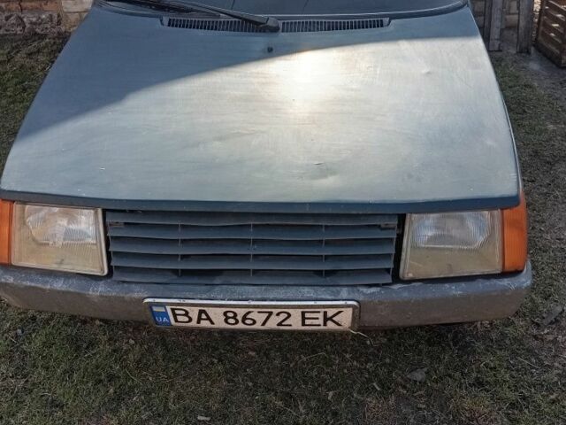 Зеленый ЗАЗ 1102 Таврия, объемом двигателя 1.2 л и пробегом 210 тыс. км за 35000 $, фото 1 на Automoto.ua