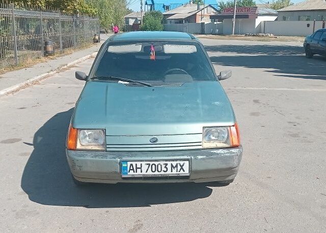 Зелений ЗАЗ 1102 Таврія, об'ємом двигуна 1.1 л та пробігом 55 тис. км за 680 $, фото 1 на Automoto.ua