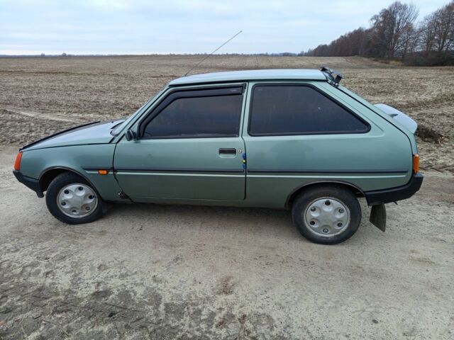 Зеленый ЗАЗ 1102 Таврия, объемом двигателя 1.2 л и пробегом 2 тыс. км за 1100 $, фото 1 на Automoto.ua