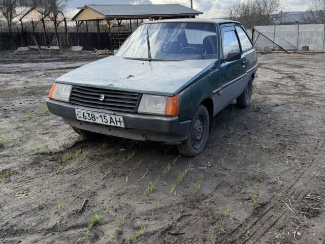 Зеленый ЗАЗ 1102 Таврия, объемом двигателя 1.2 л и пробегом 250 тыс. км за 238 $, фото 1 на Automoto.ua