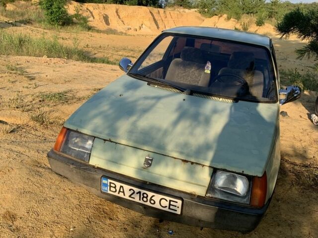 Зеленый ЗАЗ 1102 Таврия, объемом двигателя 1.1 л и пробегом 72 тыс. км за 733 $, фото 1 на Automoto.ua