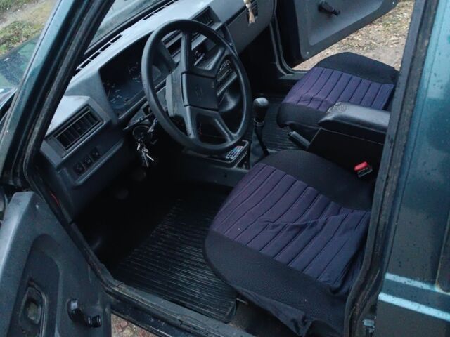 Зеленый ЗАЗ 1102 Таврия, объемом двигателя 1.2 л и пробегом 120 тыс. км за 750 $, фото 1 на Automoto.ua