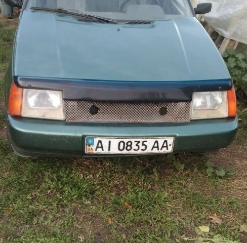 Зеленый ЗАЗ 1102 Таврия, объемом двигателя 0 л и пробегом 129 тыс. км за 300 $, фото 1 на Automoto.ua