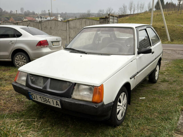 Белый ЗАЗ 1102 Таврія-Нова, объемом двигателя 1.09 л и пробегом 140 тыс. км за 1000 $, фото 1 на Automoto.ua