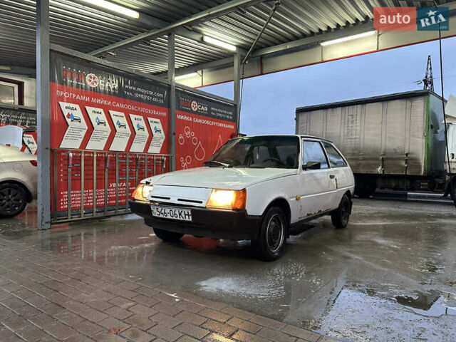Білий ЗАЗ 1102 Таврія-Нова, об'ємом двигуна 1.1 л та пробігом 200 тис. км за 950 $, фото 1 на Automoto.ua