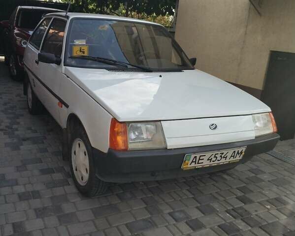 Белый ЗАЗ 1102 Таврія-Нова, объемом двигателя 1.2 л и пробегом 12 тыс. км за 2100 $, фото 1 на Automoto.ua