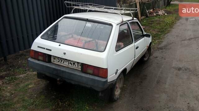 Белый ЗАЗ 1102 Таврія-Нова, объемом двигателя 1.1 л и пробегом 100 тыс. км за 379 $, фото 1 на Automoto.ua