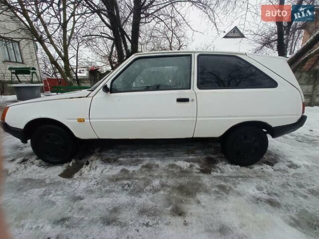 Білий ЗАЗ 1102 Таврія-Нова, об'ємом двигуна 1.2 л та пробігом 220 тис. км за 291 $, фото 1 на Automoto.ua
