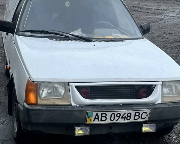 Белый ЗАЗ 1102 Таврія-Нова, объемом двигателя 1.2 л и пробегом 169 тыс. км за 950 $, фото 1 на Automoto.ua