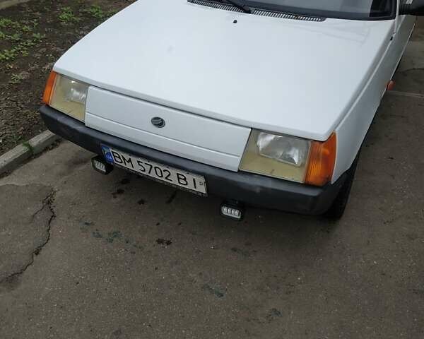 Белый ЗАЗ 1102 Таврія-Нова, объемом двигателя 1.1 л и пробегом 104 тыс. км за 1450 $, фото 1 на Automoto.ua