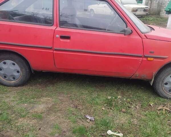 Красный ЗАЗ 1102 Таврія-Нова, объемом двигателя 1.1 л и пробегом 300 тыс. км за 668 $, фото 1 на Automoto.ua