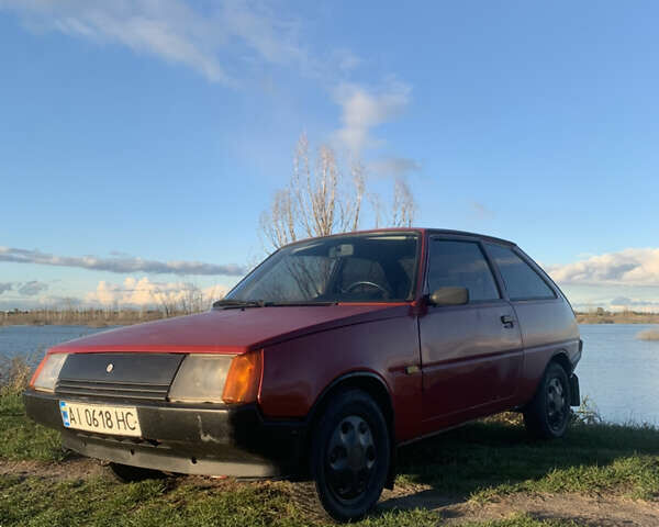Красный ЗАЗ 1102 Таврія-Нова, объемом двигателя 1.1 л и пробегом 160 тыс. км за 800 $, фото 1 на Automoto.ua