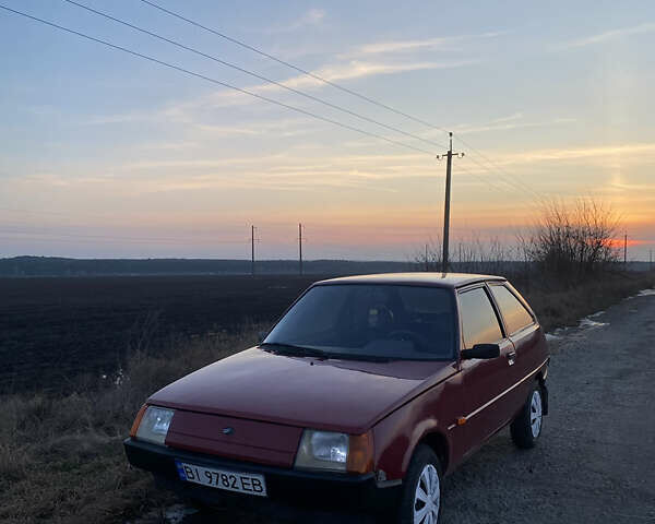 Красный ЗАЗ 1102 Таврія-Нова, объемом двигателя 1.1 л и пробегом 235 тыс. км за 900 $, фото 1 на Automoto.ua