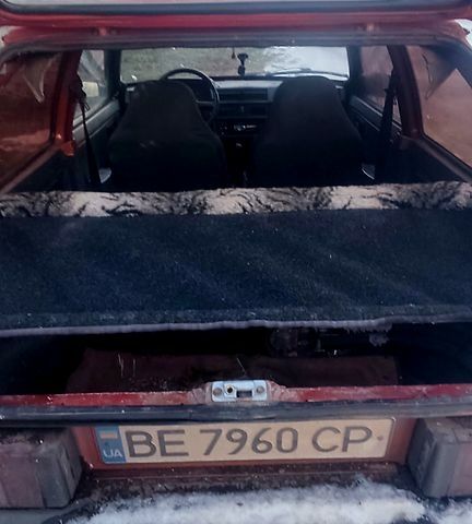 Красный ЗАЗ 1102 Таврия-Нова, объемом двигателя 1.2 л и пробегом 800 тыс. км за 700 $, фото 1 на Automoto.ua