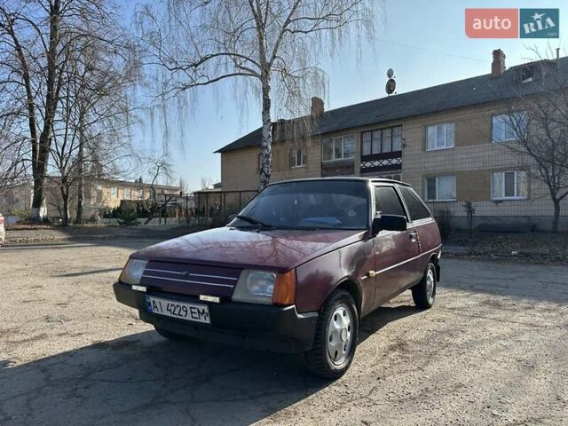 Красный ЗАЗ 1102 Таврия-Нова, объемом двигателя 1.09 л и пробегом 250 тыс. км за 950 $, фото 1 на Automoto.ua