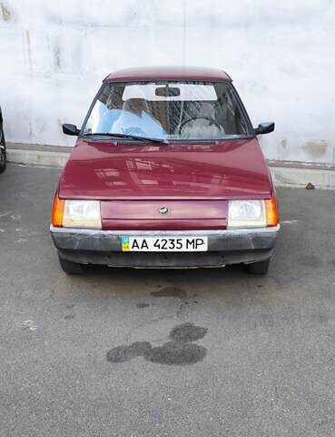 Красный ЗАЗ 1102 Таврія-Нова, объемом двигателя 1.2 л и пробегом 100 тыс. км за 1200 $, фото 1 на Automoto.ua