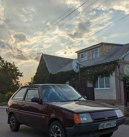 Красный ЗАЗ 1102 Таврія-Нова, объемом двигателя 1.2 л и пробегом 90 тыс. км за 1000 $, фото 1 на Automoto.ua