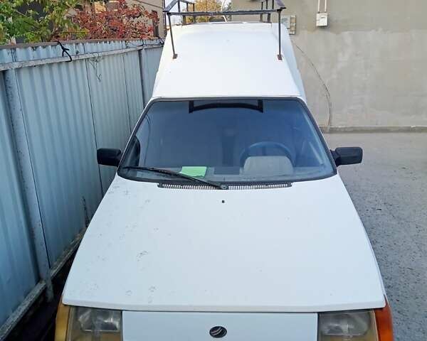 ЗАЗ 1102 Таврия-Нова, об'ємом двигуна 0 л та пробігом 220 тис. км за 950 $, фото 1 на Automoto.ua