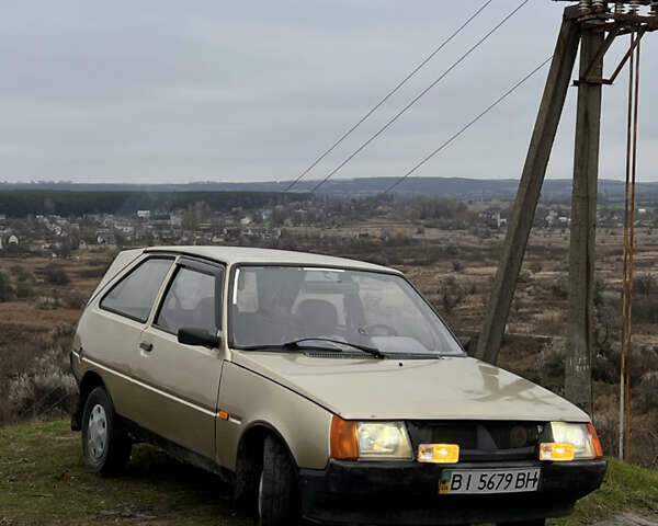 Желтый ЗАЗ 1102 Таврія-Нова, объемом двигателя 1.2 л и пробегом 104 тыс. км за 520 $, фото 1 на Automoto.ua