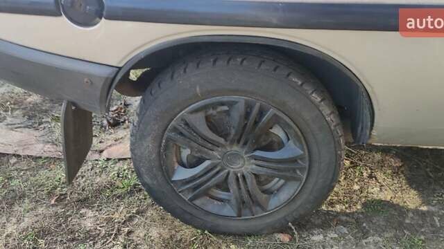 Серый ЗАЗ 1102 Таврія-Нова, объемом двигателя 1.2 л и пробегом 285 тыс. км за 831 $, фото 1 на Automoto.ua