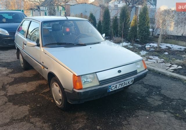 Сірий ЗАЗ 1102 Таврія-Нова, об'ємом двигуна 1.2 л та пробігом 90 тис. км за 1500 $, фото 1 на Automoto.ua