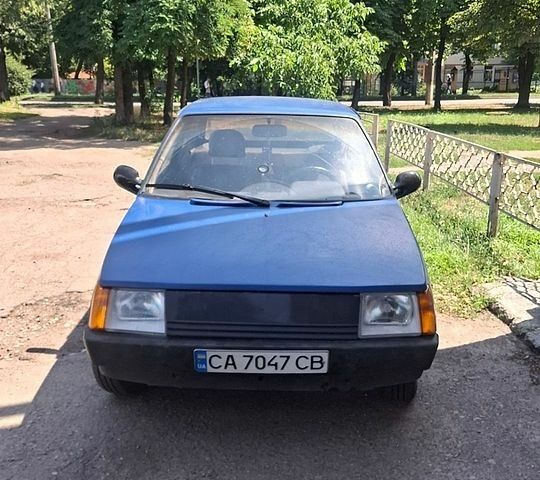 Синий ЗАЗ 1102 Таврія-Нова, объемом двигателя 1.2 л и пробегом 167 тыс. км за 603 $, фото 1 на Automoto.ua