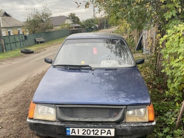 ЗАЗ 1102 Таврия-Нова 2004 в Иванкове на Automoto.ua Синий ЗАЗ 1102 Таврия-Нова, объемом двигателя 1.2 л и пробегом 123 тыс. км за 1080 $, фото 1 на Automoto.ua