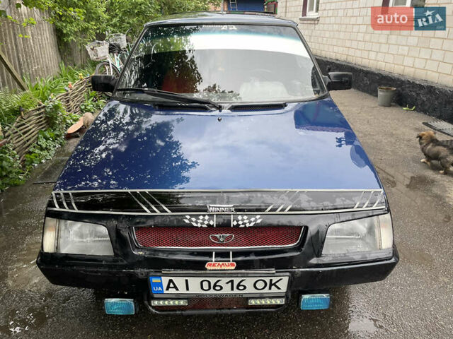 Синий ЗАЗ 1102 Таврия-Нова, объемом двигателя 1.2 л и пробегом 300 тыс. км за 1050 $, фото 1 на Automoto.ua