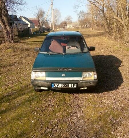 Зелений ЗАЗ 1102 Таврія-Нова, об'ємом двигуна 1.2 л та пробігом 200 тис. км за 1300 $, фото 1 на Automoto.ua