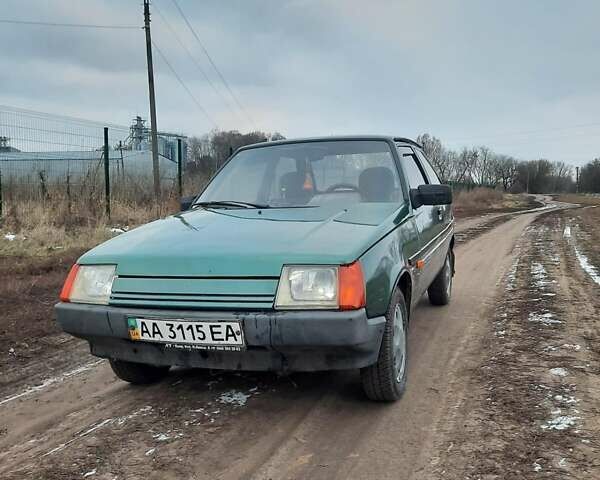 Зеленый ЗАЗ 1102 Таврия-Нова, объемом двигателя 1.2 л и пробегом 100 тыс. км за 1249 $, фото 1 на Automoto.ua