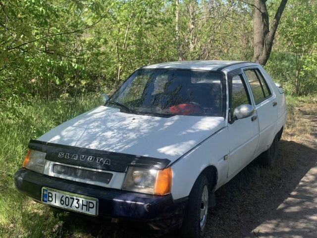 Белый ЗАЗ 1103 Славута, объемом двигателя 1.2 л и пробегом 270 тыс. км за 915 $, фото 1 на Automoto.ua